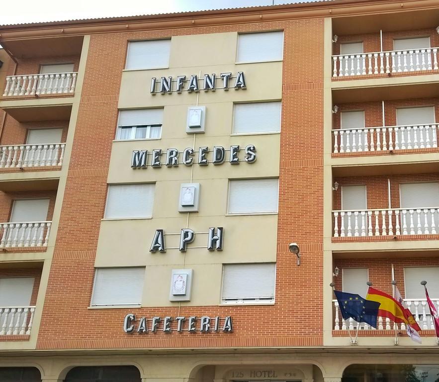 Aph Infanta Mercedes La Baneza Ruang foto